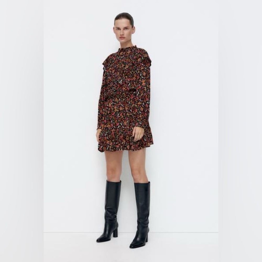 Zara Multicolor Floral Long Sleeve Dress